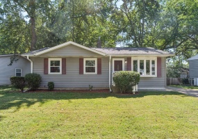 831 Essex Lane, Michigan City, Indiana, 3 Bedrooms Bedrooms, 7 Rooms Rooms,1 BathroomBathrooms,Residential,For Sale,Essex,NRA845081 831 Essex Lane, Michigan City, Indiana, 3 Bedrooms Bedrooms, 7 Rooms Rooms,1 BathroomBathrooms,Residential,For Sale,Essex,NRA845081