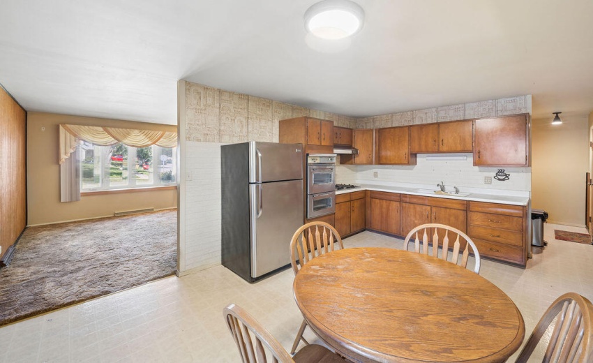 831EssexLane(22)
