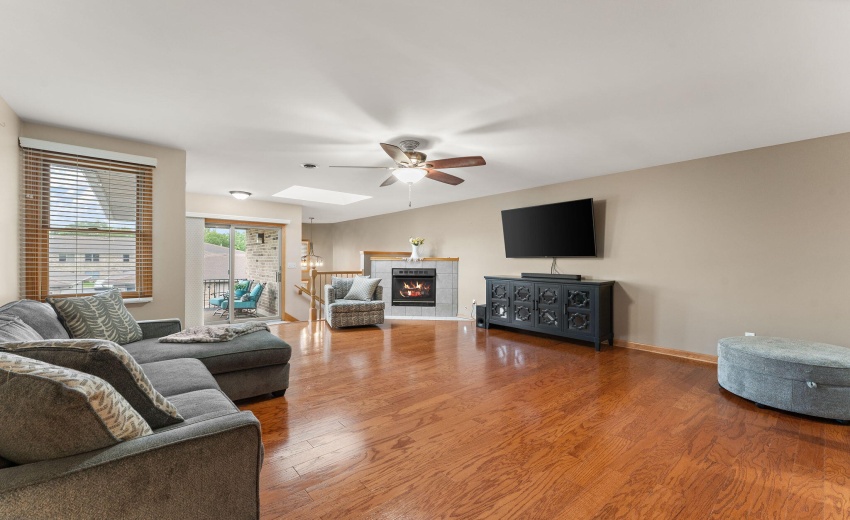 946 Elm Drive