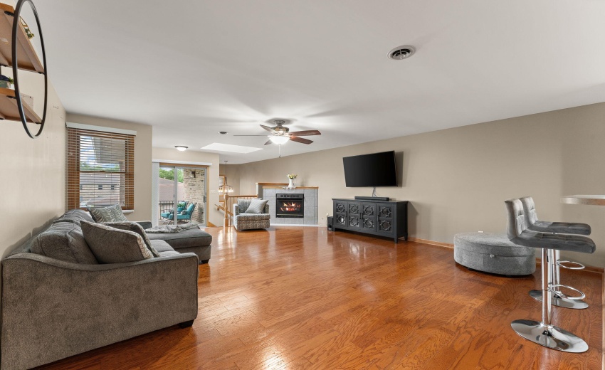 946 Elm Drive
