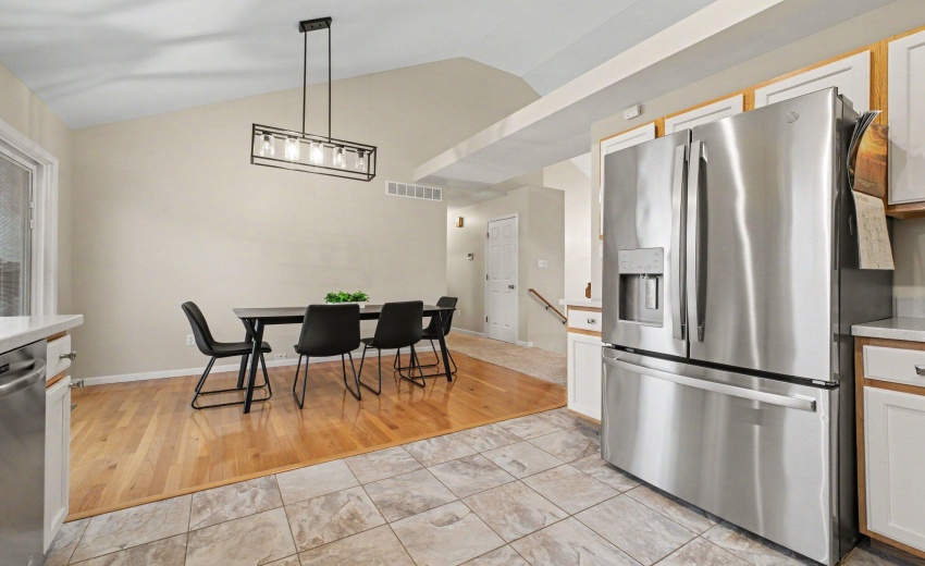 Dining/Kitchen