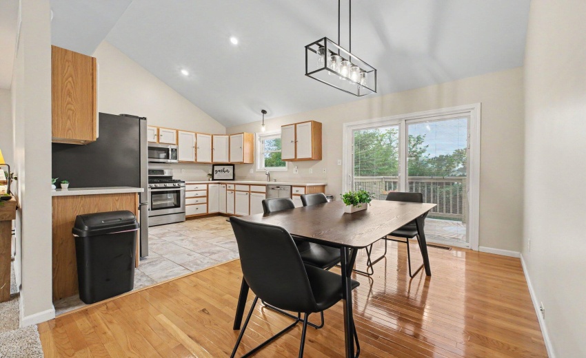 Dining/Kitchen