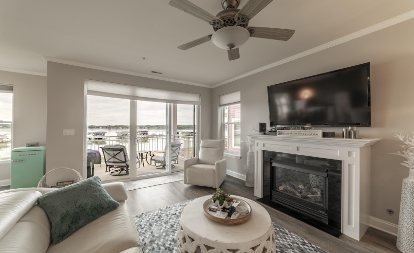 13238 lakeshore 13
