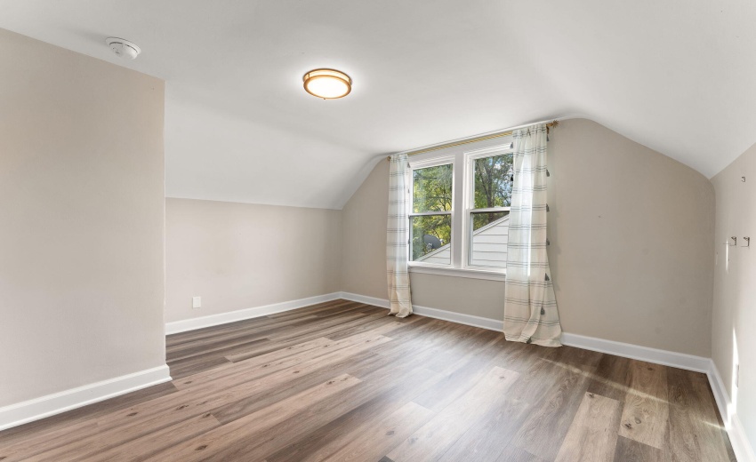 15-web-or-mls-DSC03402