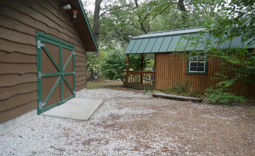 Dt Garage Potting Shed