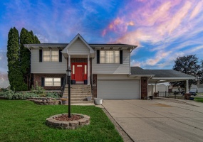 7581 Murrelet Street, Hobart, Indiana, 4 Bedrooms Bedrooms, 9 Rooms Rooms,2 BathroomsBathrooms,Residential,For Sale,Murrelet,NRA845309