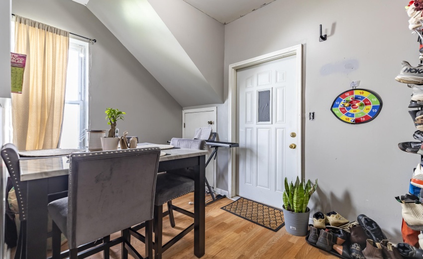 4422 Clark Ave-24