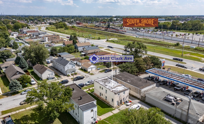 4422 Clark Ave-32