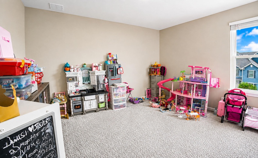 13834 Heartland Dr 17