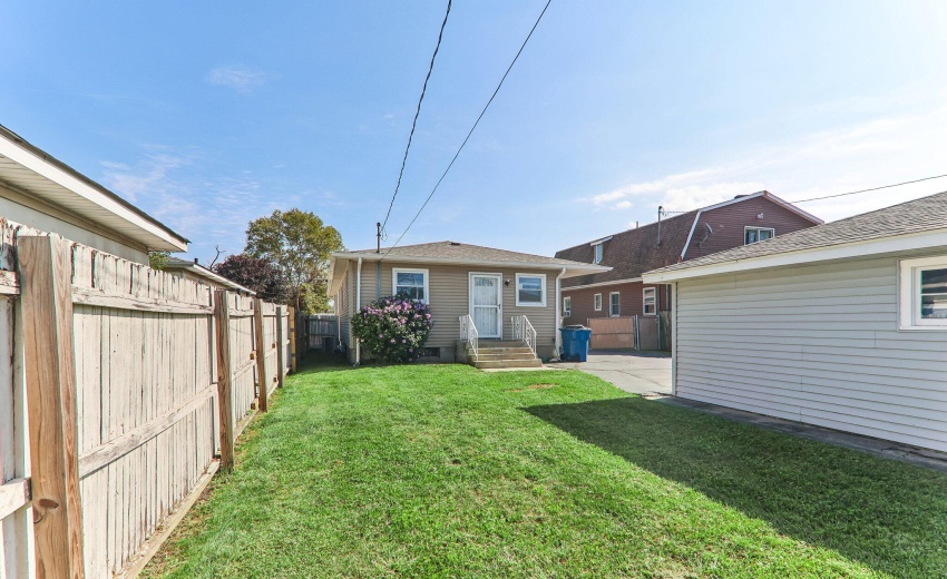 30-web-or-mls-Gordon Dr-S1409-033