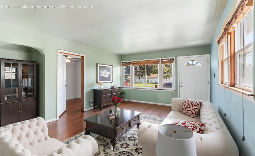 1-web-or-mls-Gordon Dr-S1409-017 (1)