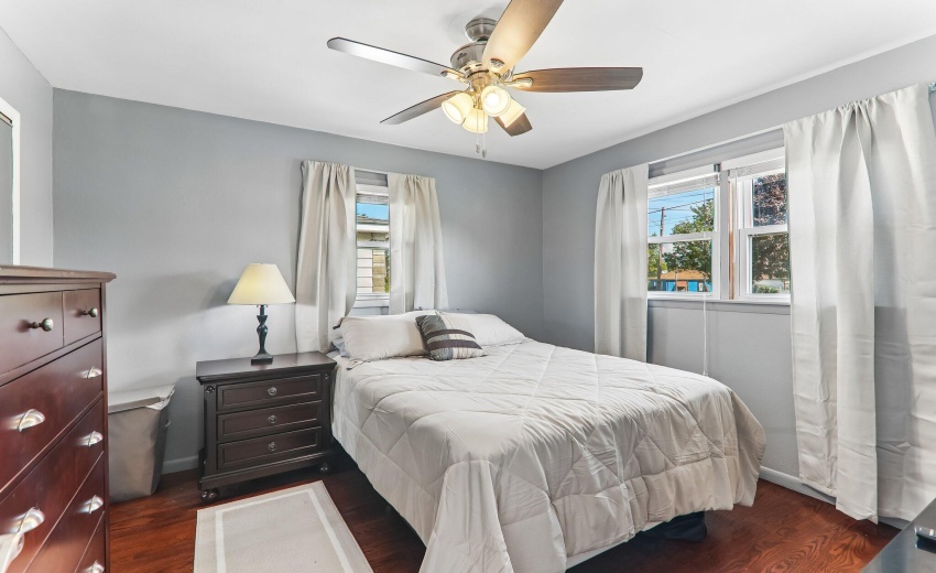 19-web-or-mls-Gordon Dr-S1409-021
