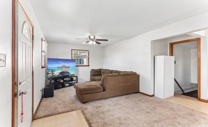 5-web-or-mls-Gordon Dr-S1409-006