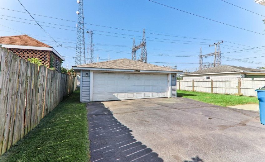 27-web-or-mls-Gordon Dr-S1409-030