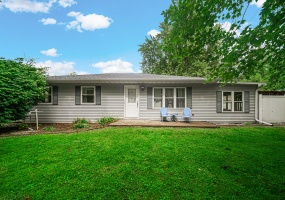 140 Hjelm Road, Porter, Indiana, 2 Bedrooms Bedrooms, 5 Rooms Rooms,2 BathroomsBathrooms,Residential,For Sale,Hjelm,NRA845546
