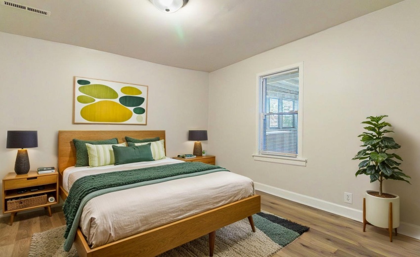 253012th(MLS)-25 - Bedroom - Mid-Century