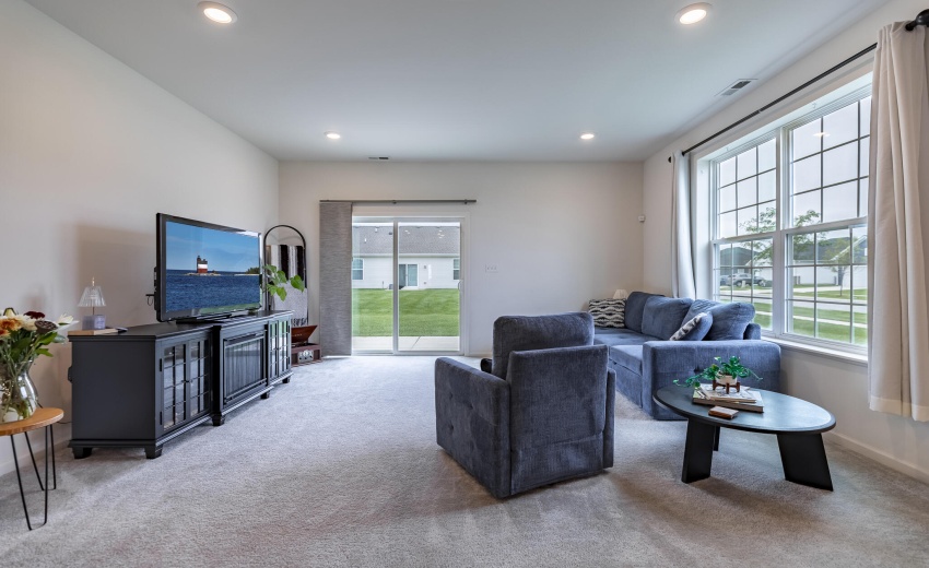 5981 E 116th-24