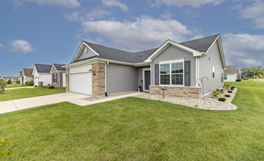 5981 E 116th-3
