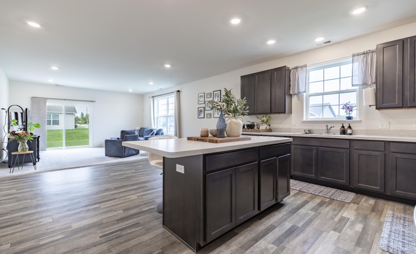 5981 E 116th-13