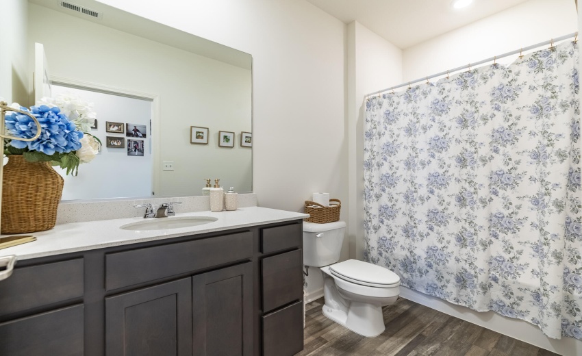5981 E 116th-33