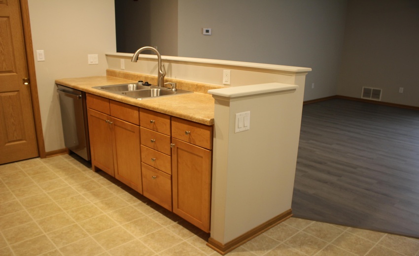 kitchen side.1