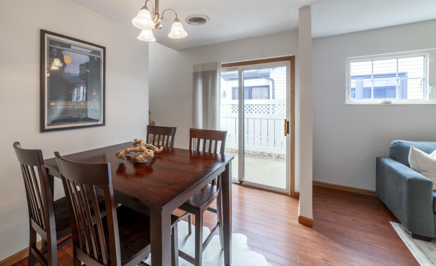 FDiningCrosby0019