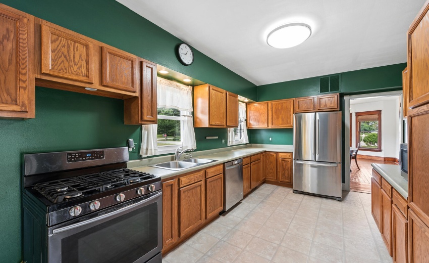 17-Kitchen