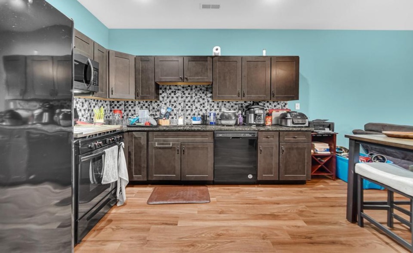 Wright St. Kitchen 2