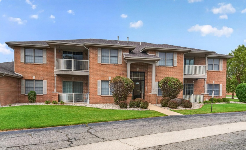 03-9824 Wildwood Ct-30