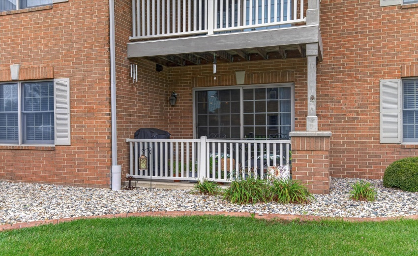 01-9824 Wildwood Ct-01