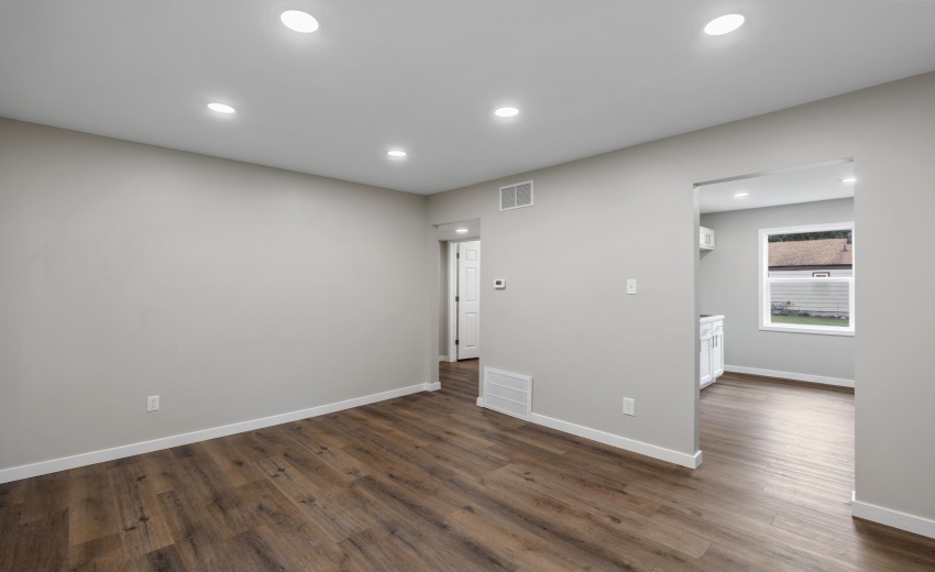 530 Unit Living Room