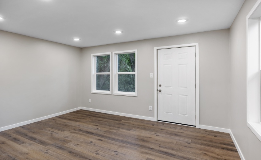528 Unit Living Room
