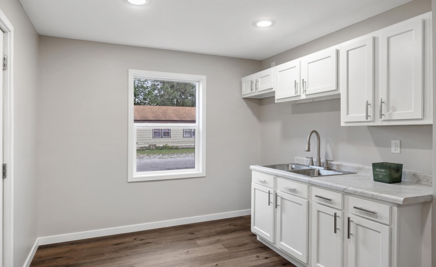 528 Unit Kitchen