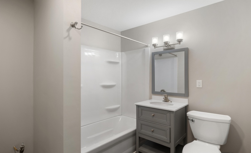 530 Unit Bathroom