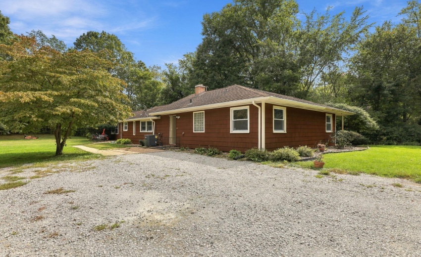 Sideview of home