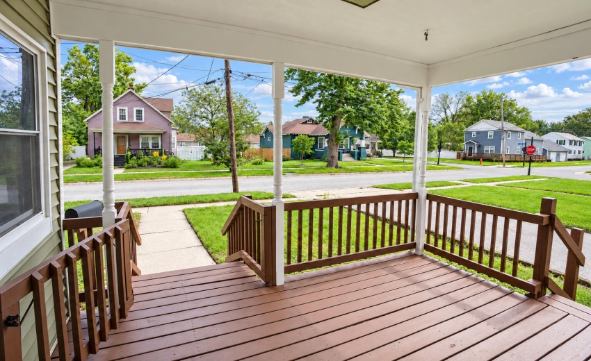 107 N Jackson 19