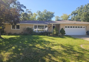 129 Concord Drive, Michigan City, Indiana, 3 Bedrooms Bedrooms, 10 Rooms Rooms,3 BathroomsBathrooms,Residential,For Sale,Concord,NRA846055