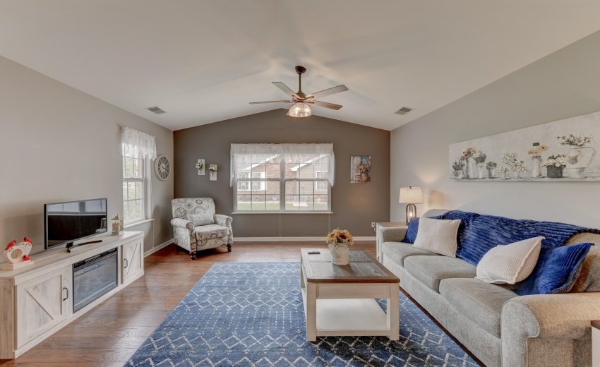 1048 Woodlawn Complete-14