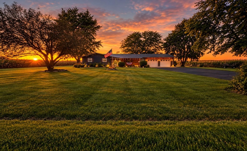 Sunset Front of Home