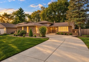 9436 Verbena Drive, Munster, Indiana, 4 Bedrooms Bedrooms, 10 Rooms Rooms,3 BathroomsBathrooms,Residential,For Sale,Verbena,NRA845631 9436 Verbena Drive, Munster, Indiana, 4 Bedrooms Bedrooms, 10 Rooms Rooms,3 BathroomsBathrooms,Residential,For Sale,Verbena,NRA845631
