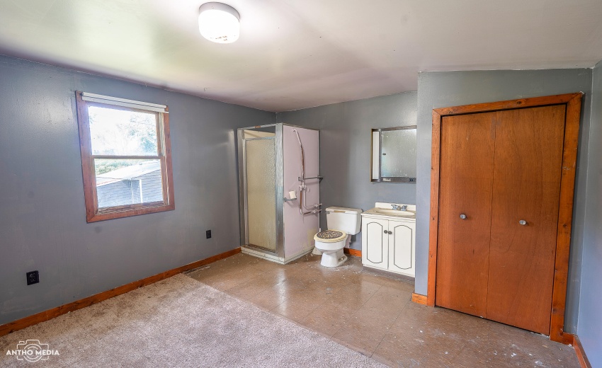Garage Loft Bathroom