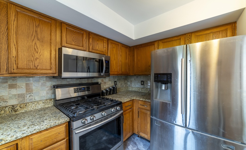 GKitchenEast8ThStreet0010