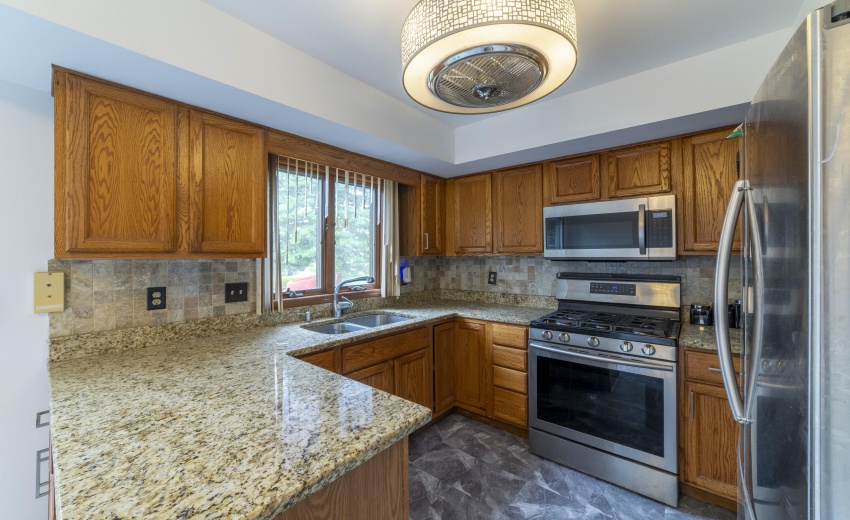 GKitchenEast8ThStreet0009