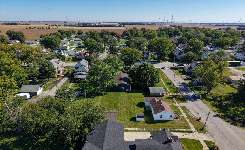124 W Schoo St Wolcott-25