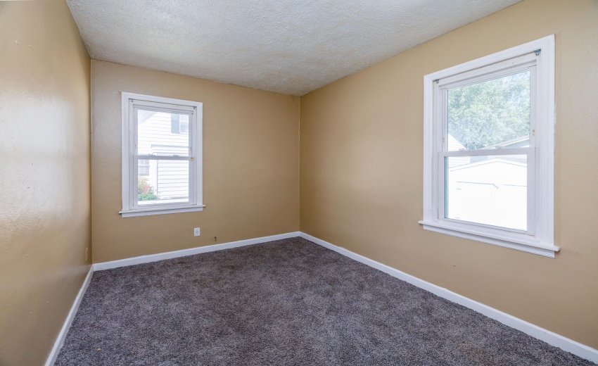 124 W Schoo St Wolcott-6