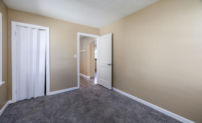 124 W Schoo St Wolcott-7