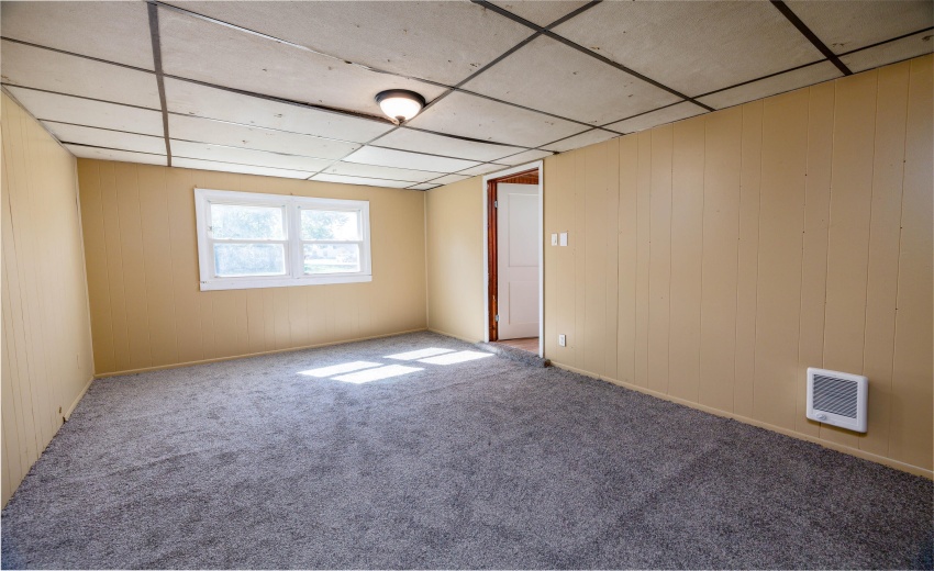 124 W Schoo St Wolcott-12