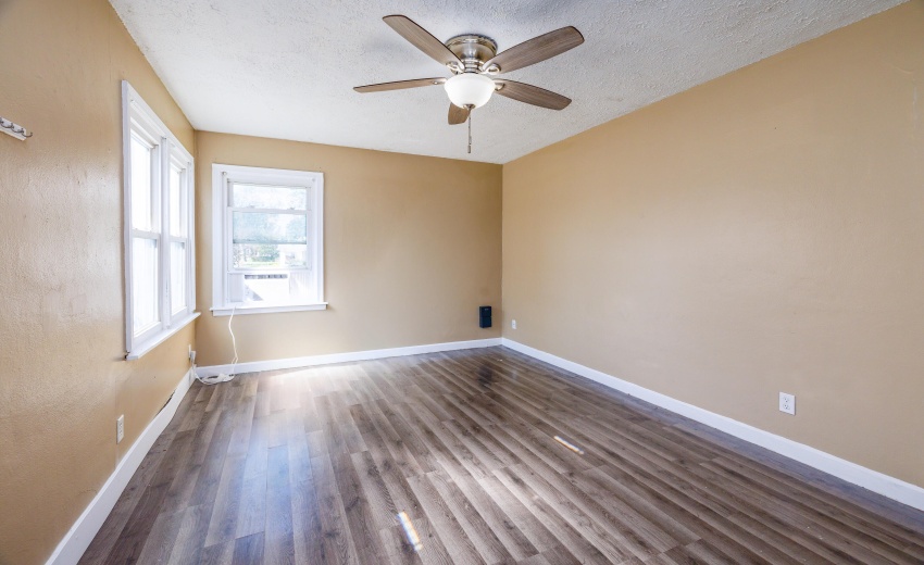 124 W Schoo St Wolcott-3