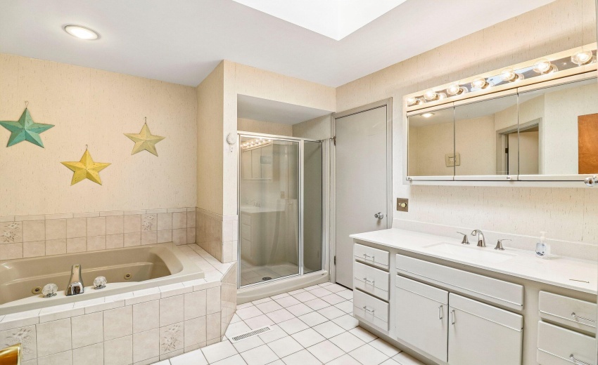 16-web-or-mls-Goldenrod Pl-S0210-016