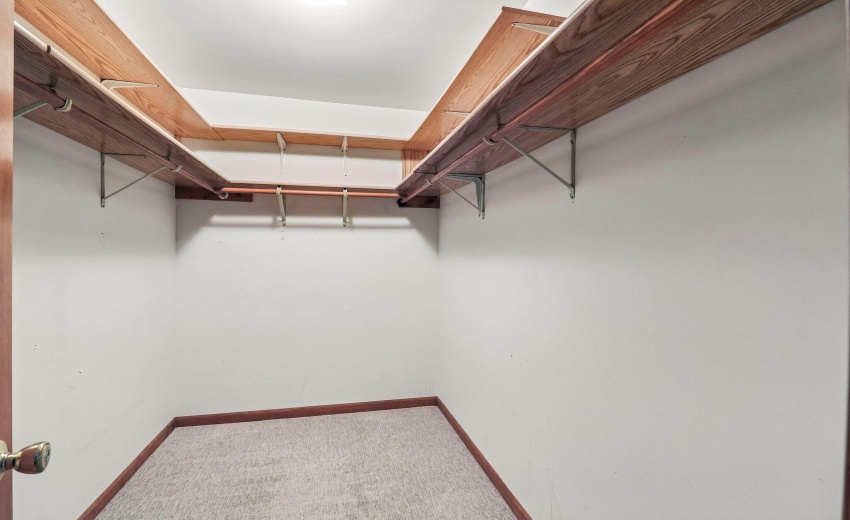 33-web-or-mls-Goldenrod Pl-S0210-033